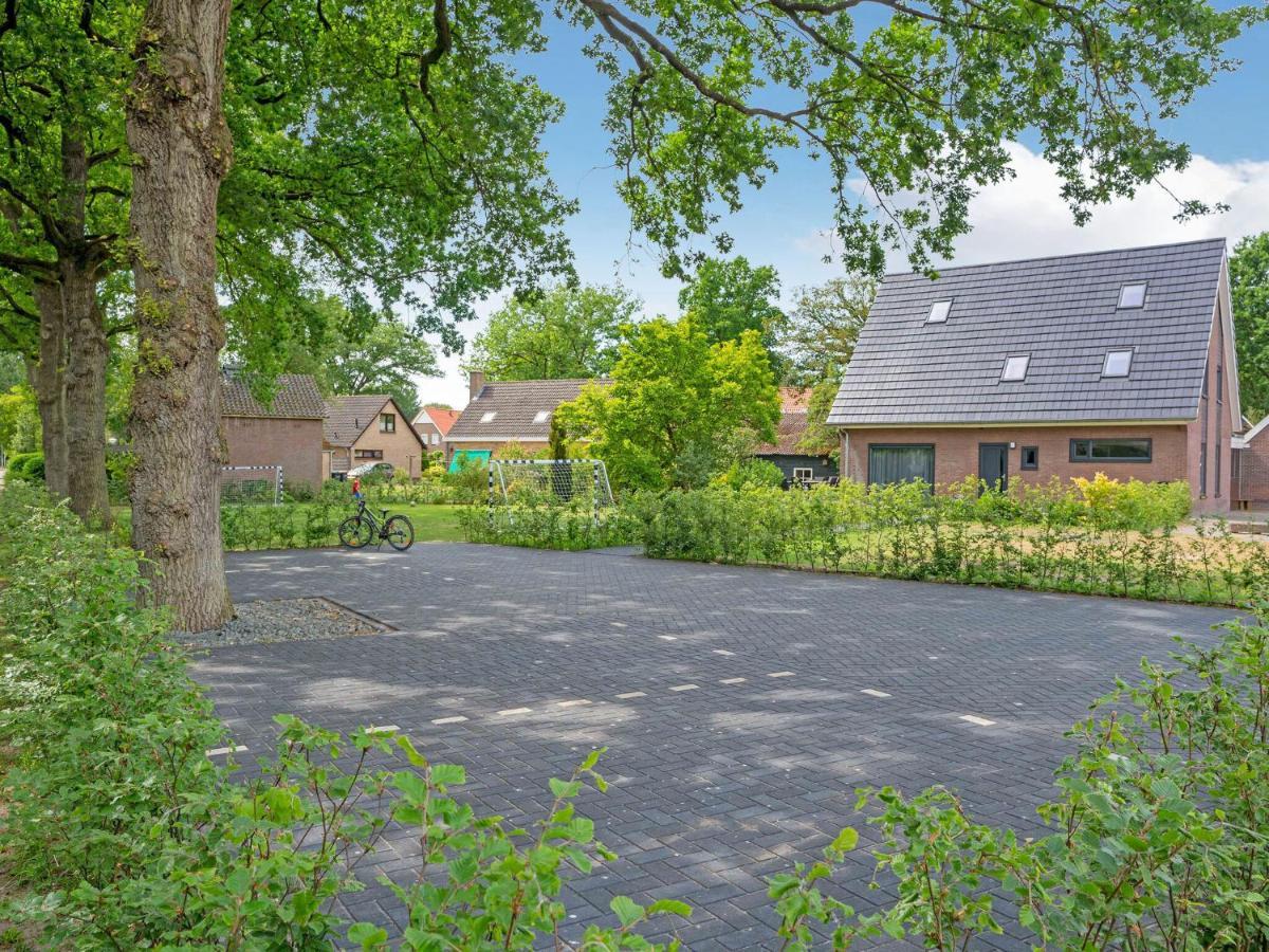 Charming Villa In Lemele With A Nice Garden Exterior photo